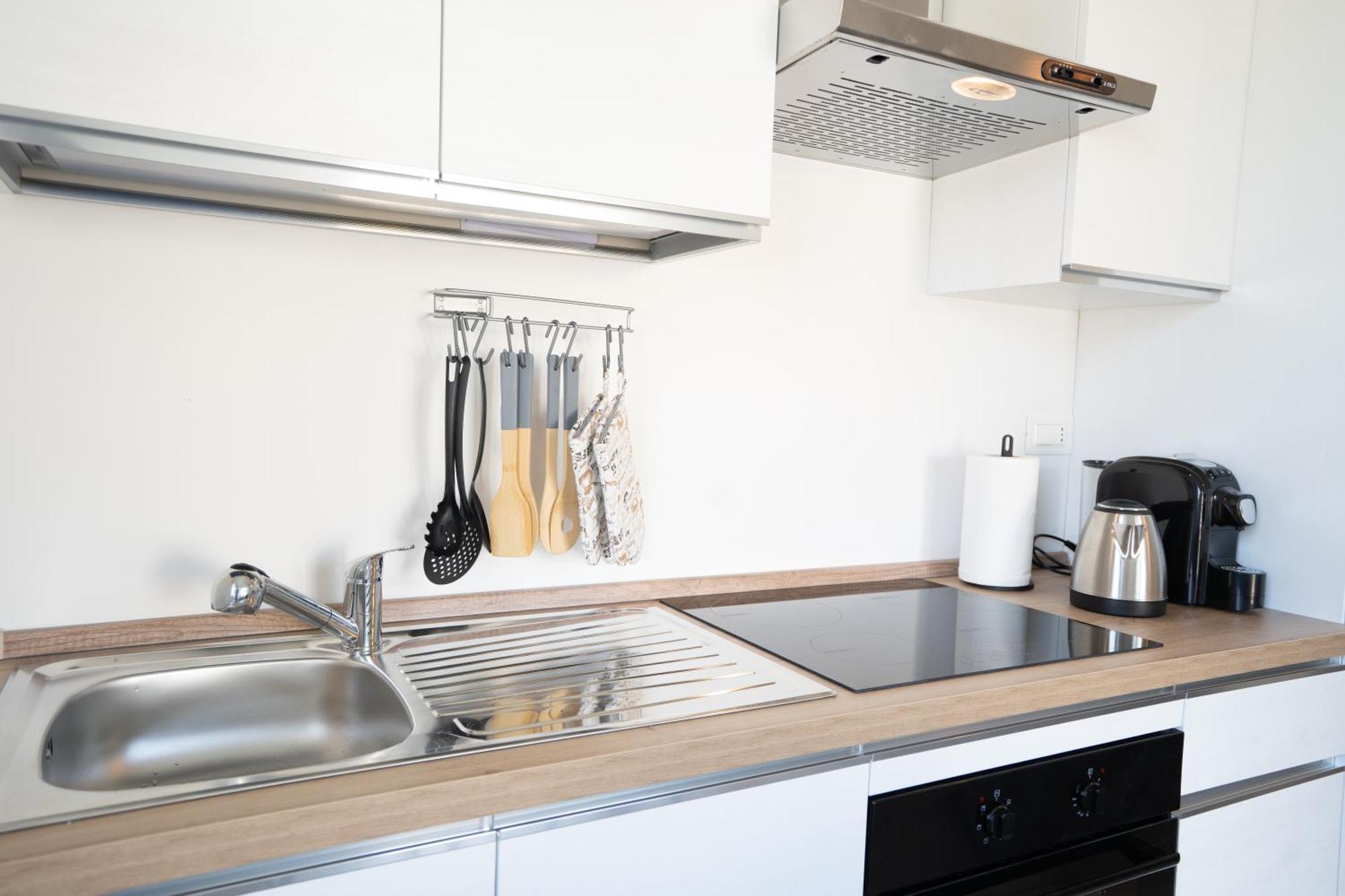 Ferienwohnung Private Parking, With Hill View Alba  Exterior foto